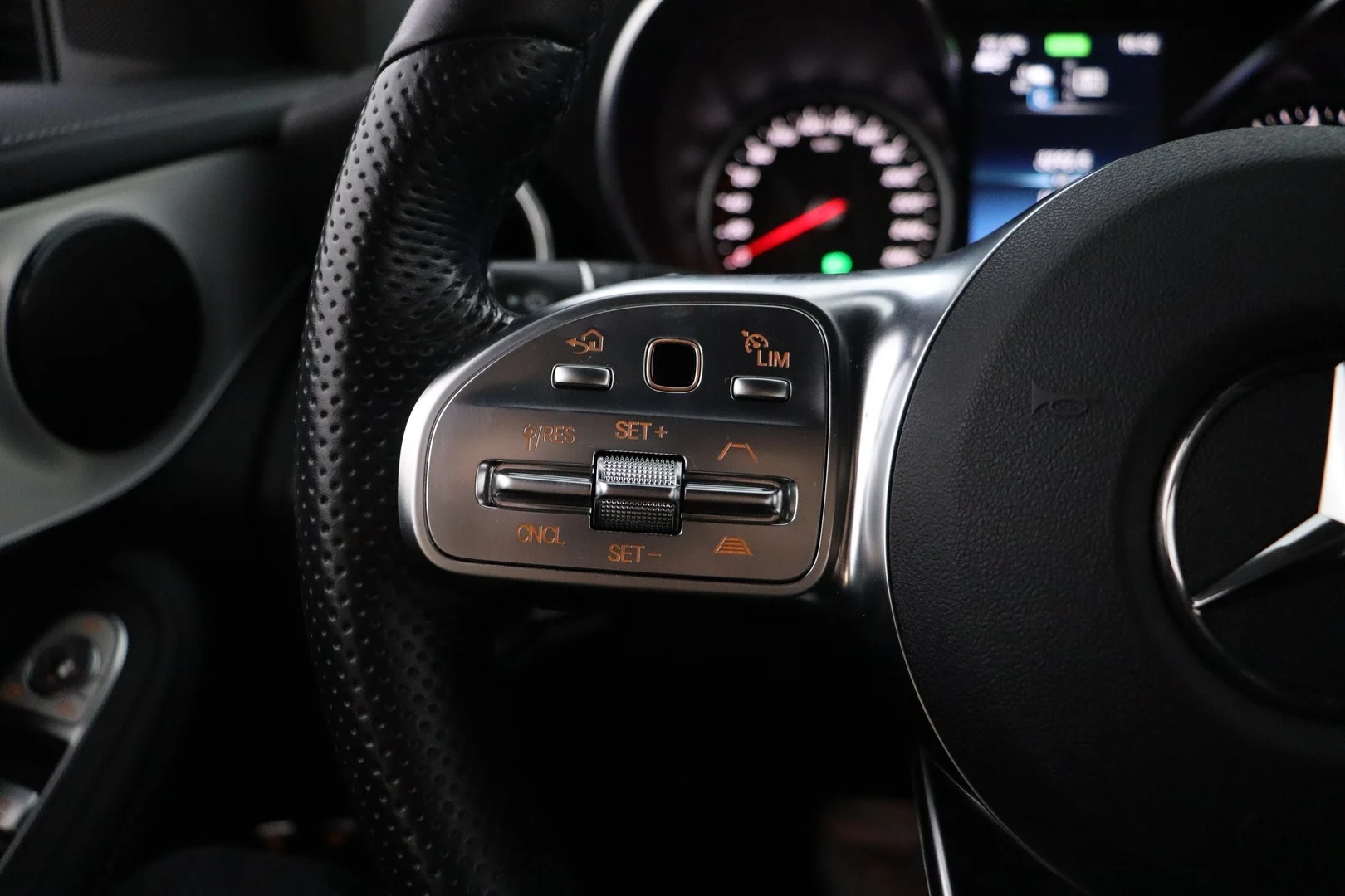 Car Image - 5w9LZoFWNB7K52XmV0aaDw