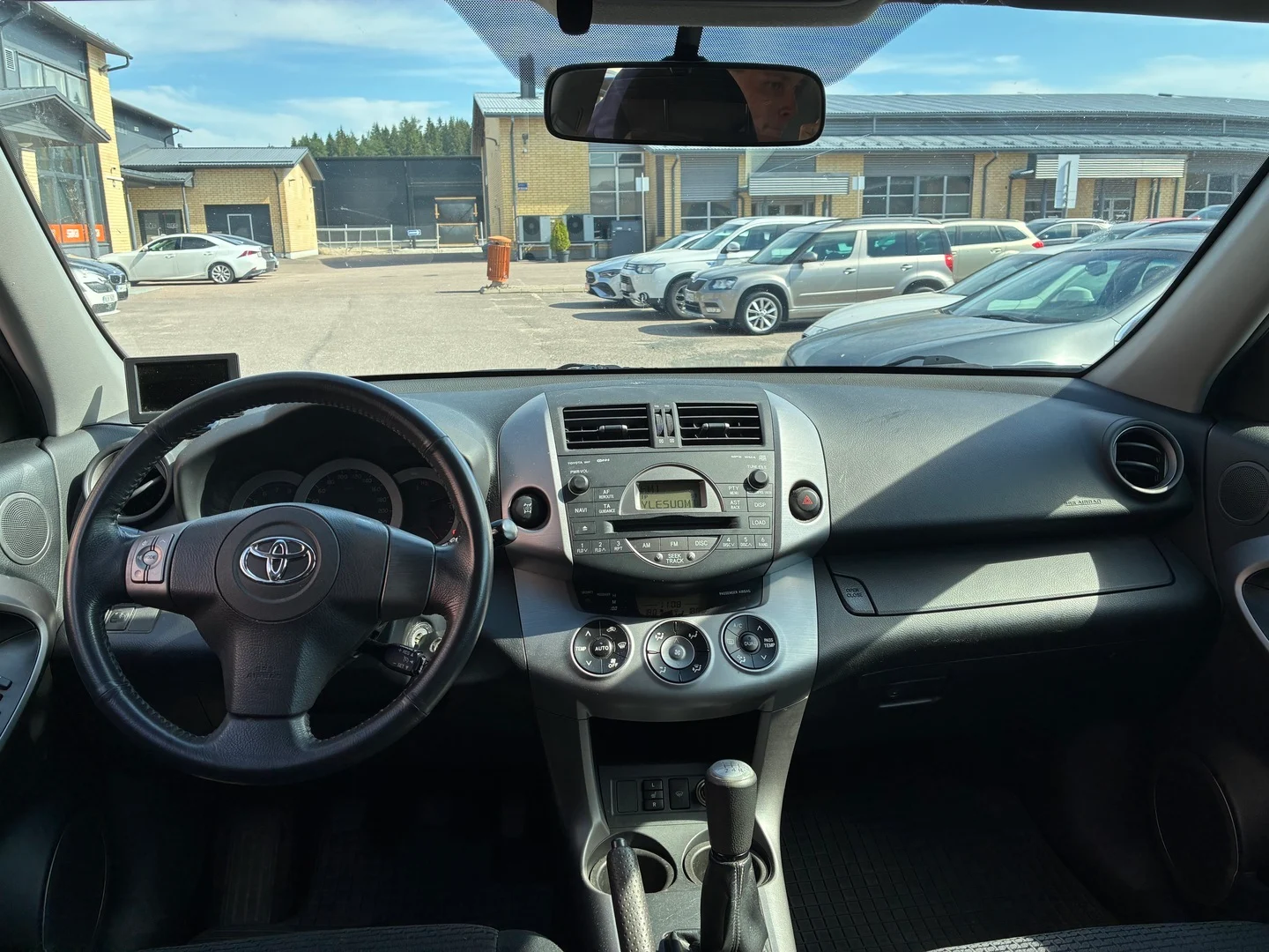 Car Image - 16KAItLyjPqbLeIomXuGLX