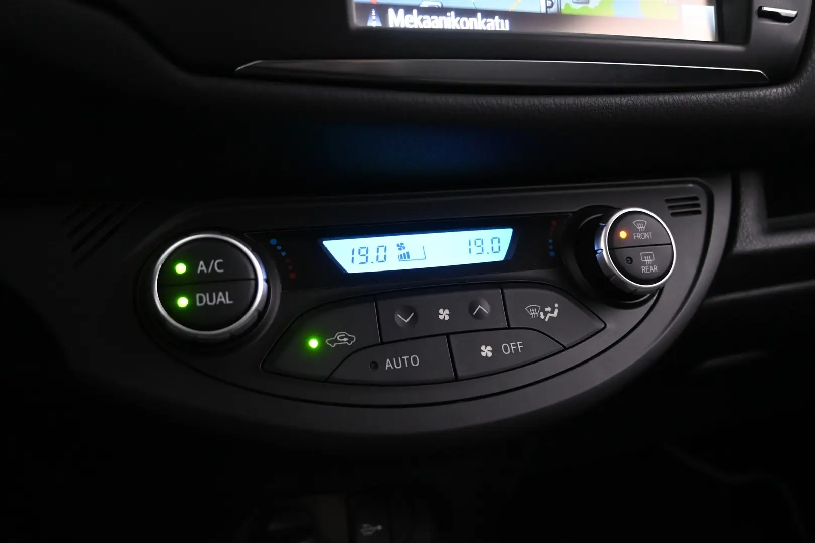 Car Image - 5XEI8NEQYwTVV7zhaR6L7t
