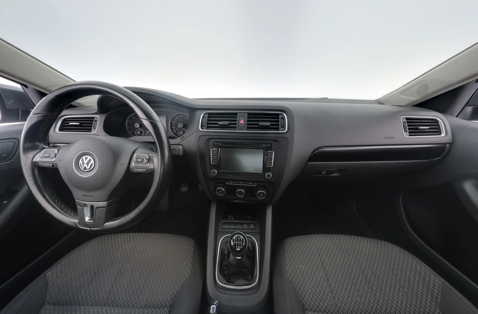 Car Image - 53lsiTqr7sfFz9kvoHIhpb