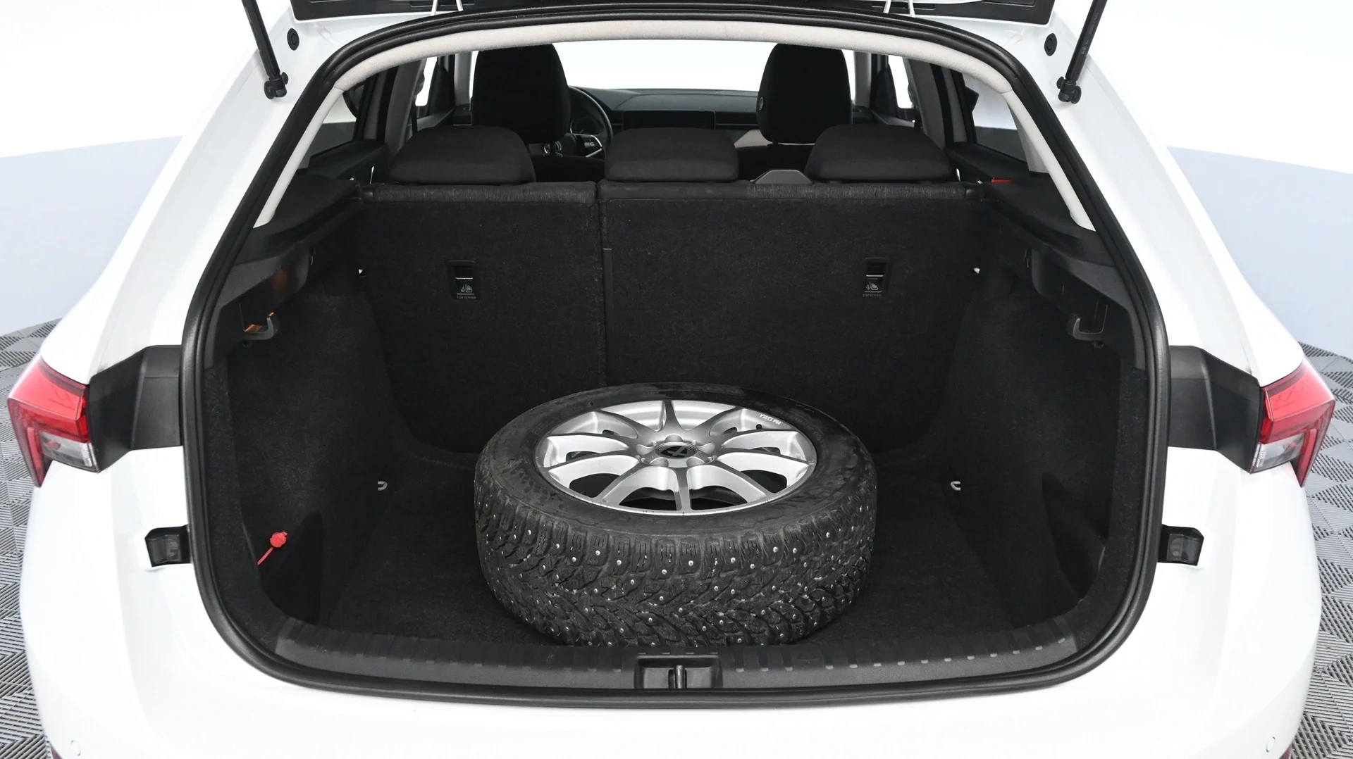 Car Image - 1kTOlQqih2G1MK4DM5FDDm