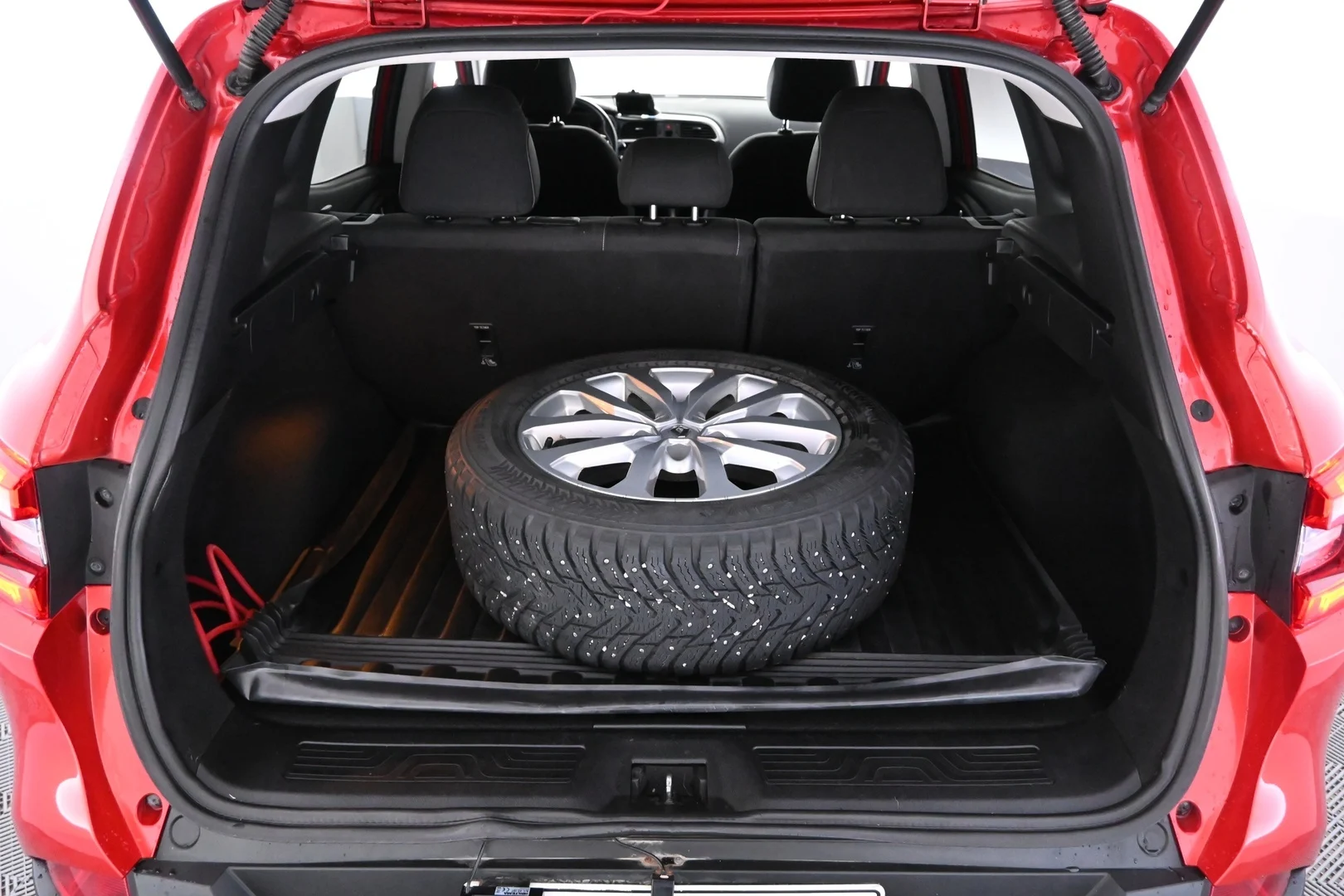 Car Image - 6aWC5qaQVLYmQ2V2THLgYM