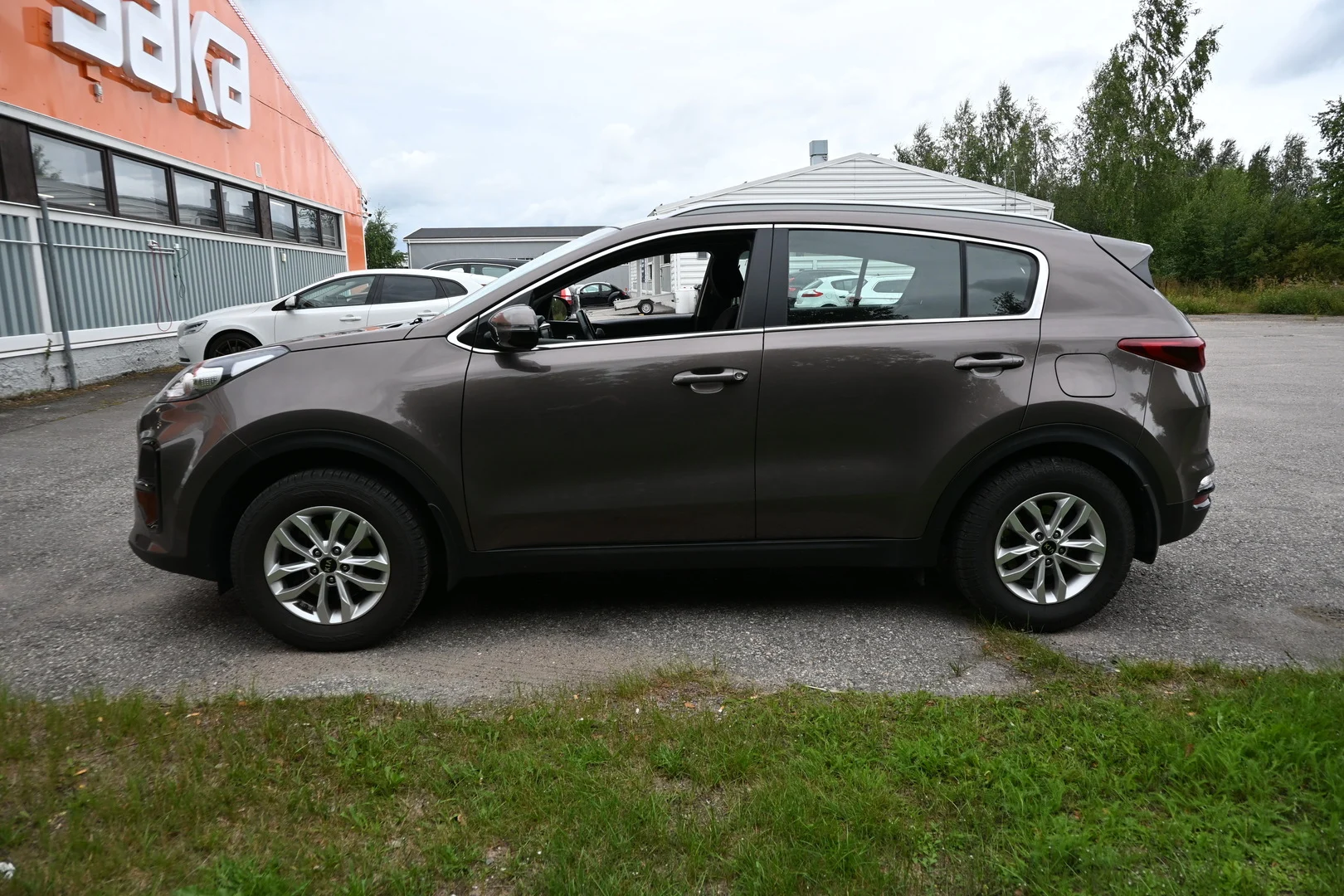 Car Image - 77jQZl7aE7PxIYqz7Txvp4