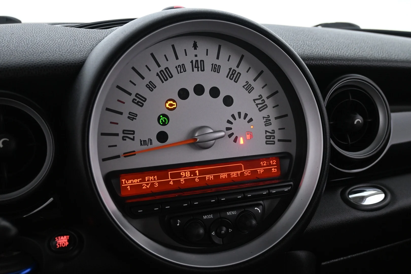 Car Image - 28dAdh6DsDcwecp952aZKy