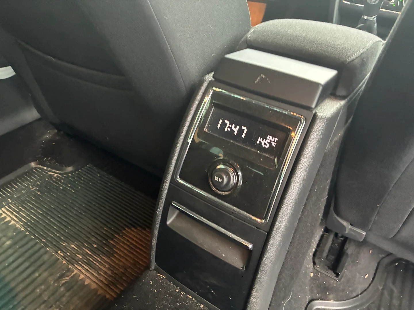 Car Image - 3U5rA9huMUjshNCUg4llmI