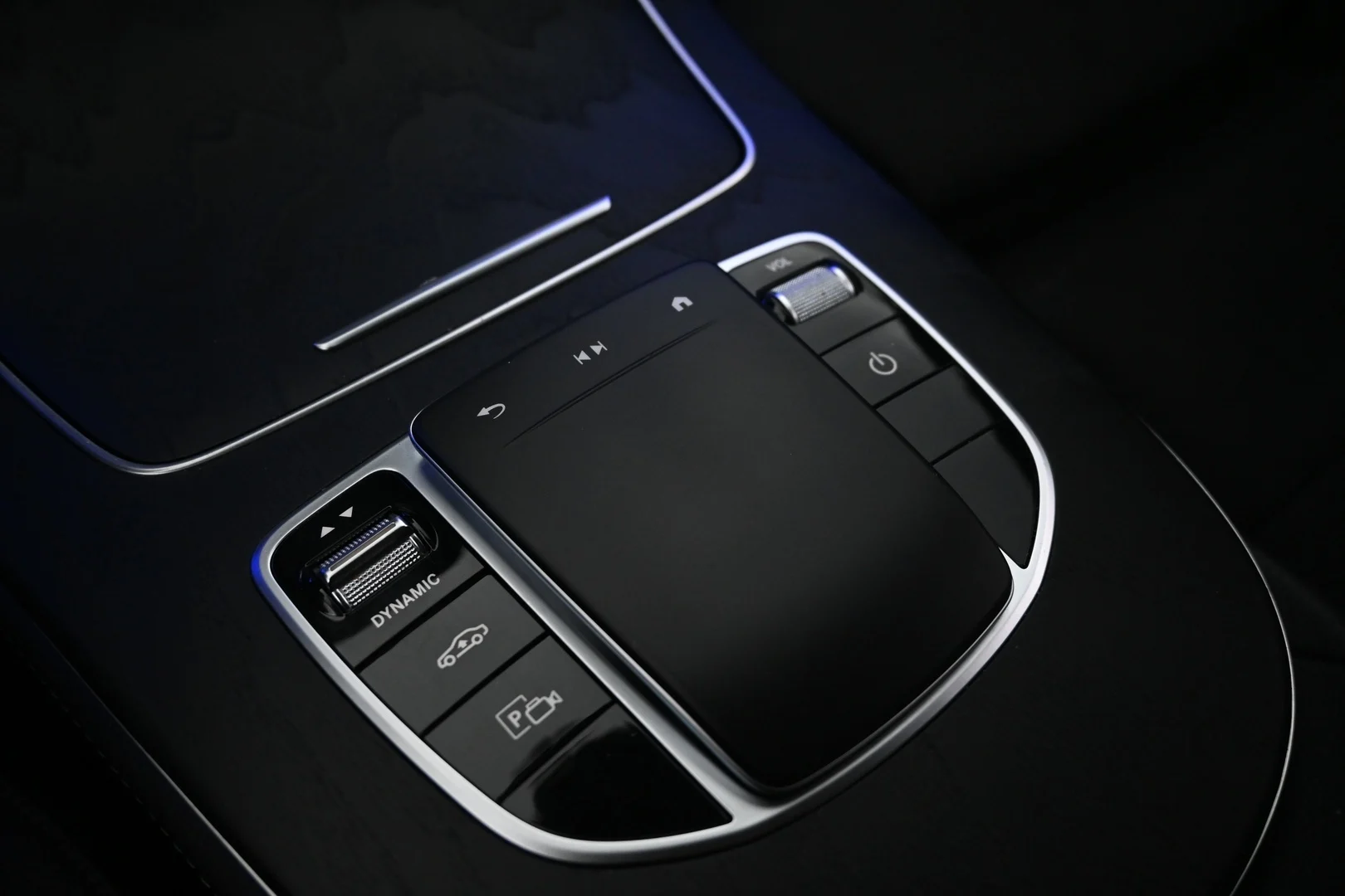 Car Image - 2Qj6aeVfOOhyZWN98nhaJA