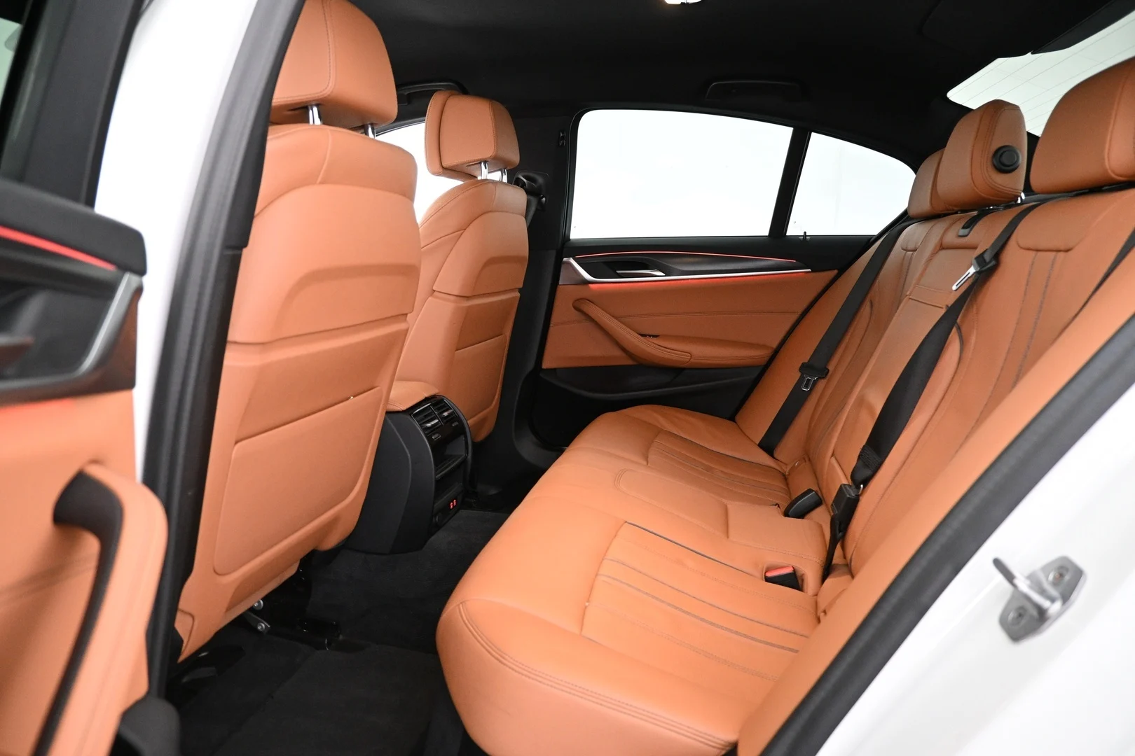 Car Image - 7ke2eYgHRbj8V4N71ApkLQ