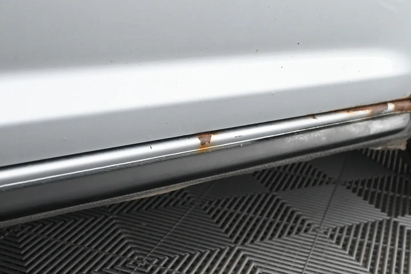 Car Image - 24NmHhuesj7T4FpWhgPRqR