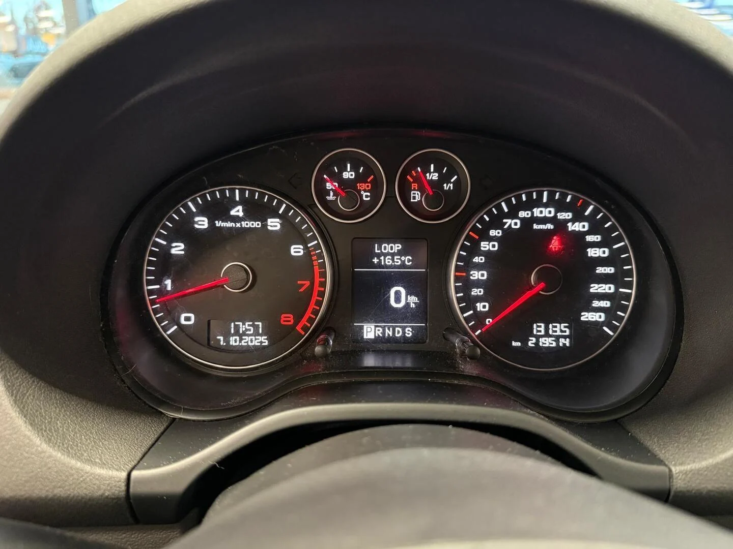 Car Image - 4HGgM8LWHyuorE8u3n4vv5