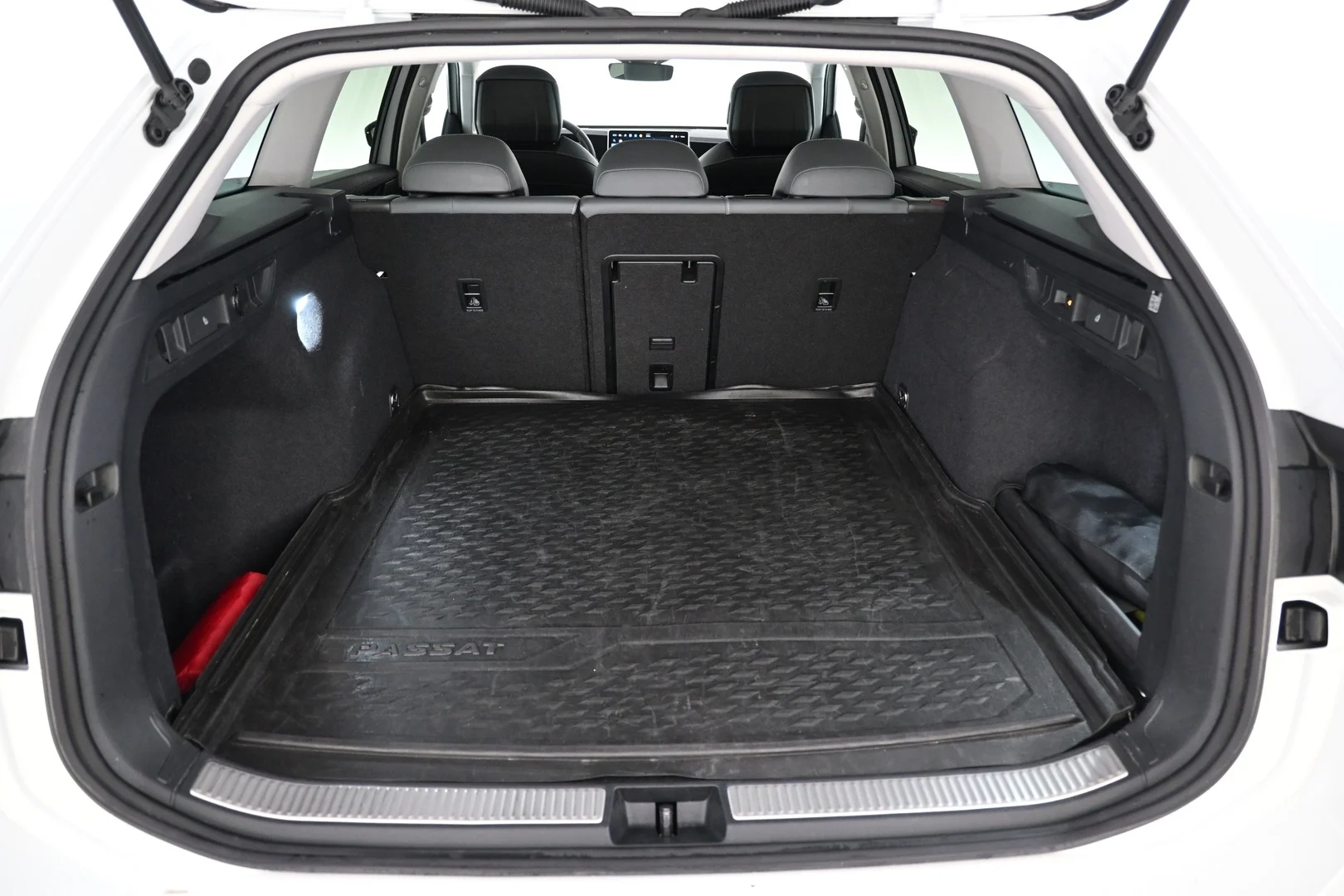 Car Image - 1cTT367Gs8C7Z3LWoQa2rs
