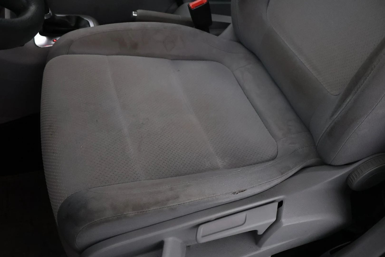 Car Image - 2YLT7kKczBwYrad9vNLVom