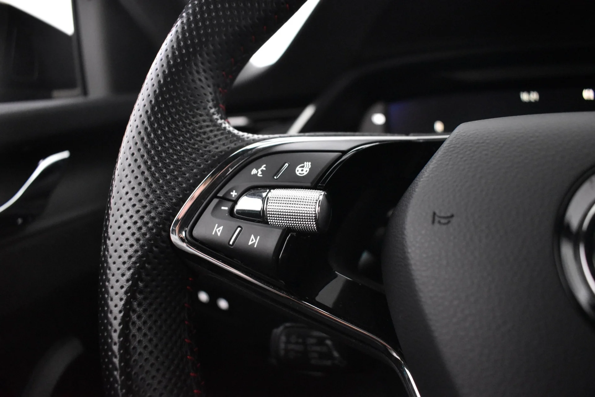Car Image - 6MXRxYufl2UEOw0RQSQwNv