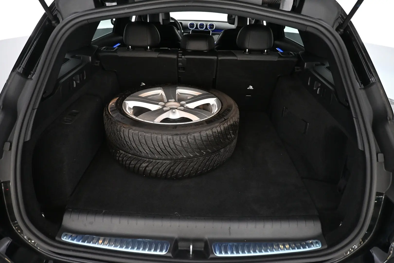 Car Image - 4okqmbTCxw3Ef7MEat0yO3