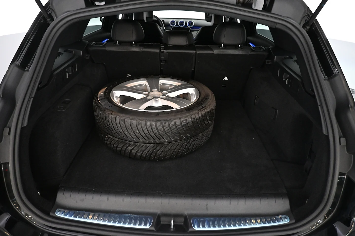 Car Image - 4okqmbTCxw3Ef7MEat0yO3