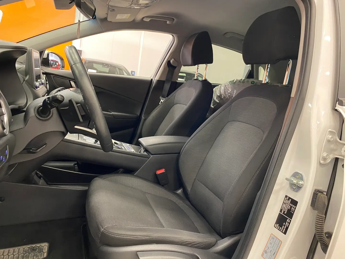 Car Image - 3Op5XNjLzVi8AiK4qazNKc