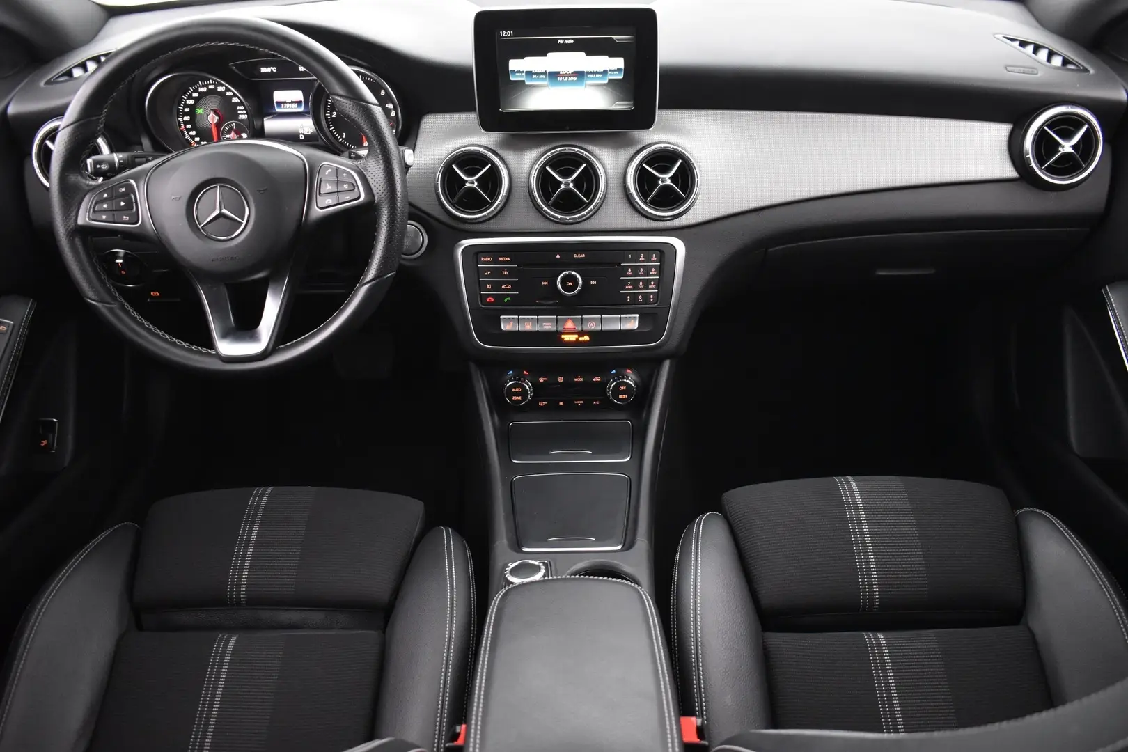 Car Image - 7p4s3XzLbI2Tdi8Lsf3Wow