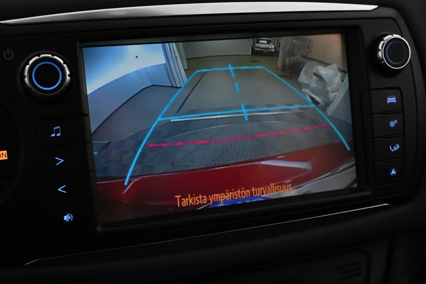 Car Image - 5hSmcreshy2YiwcCDxzW0U