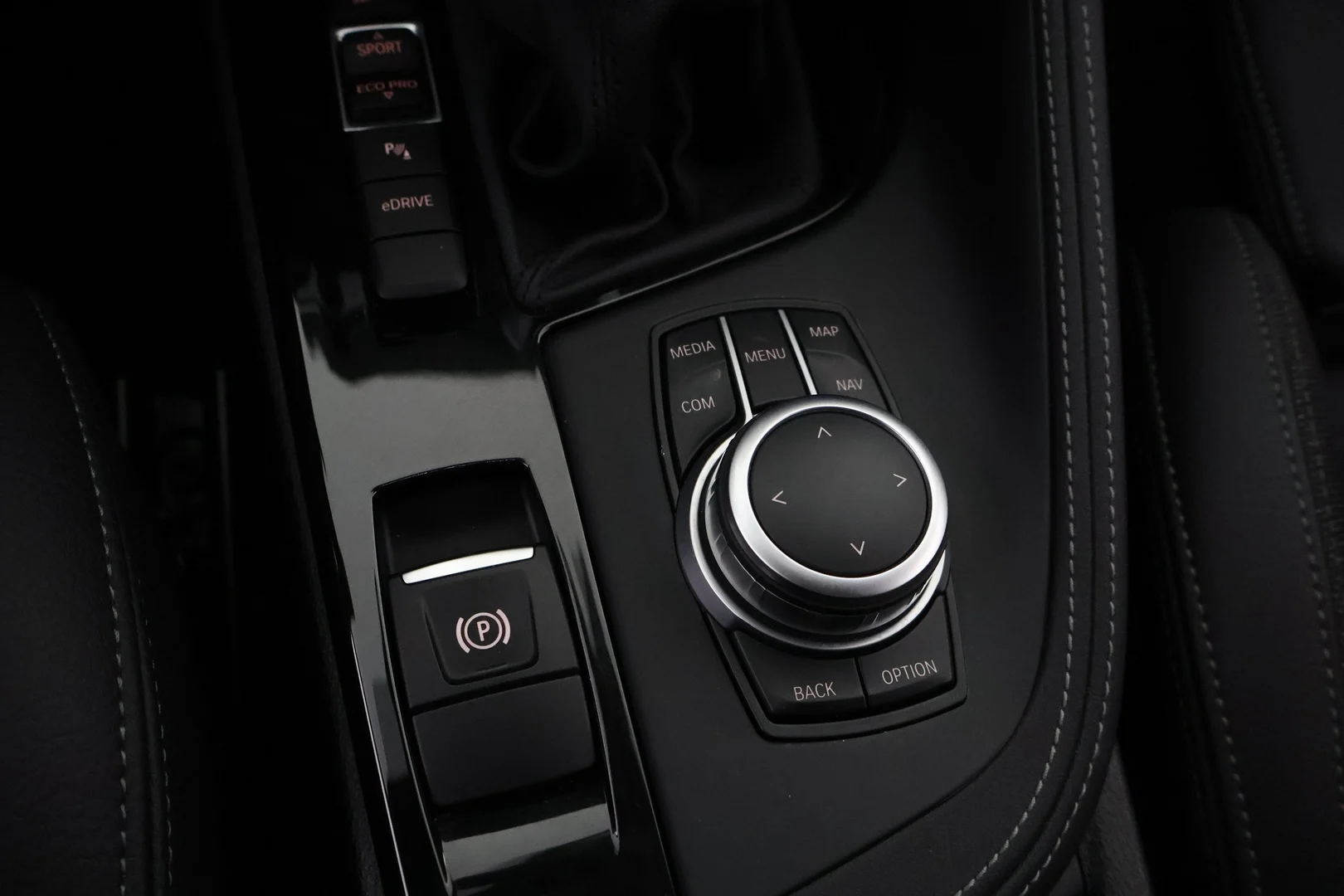 Car Image - 6dHHStFyhSTMvLgzoeQBDR