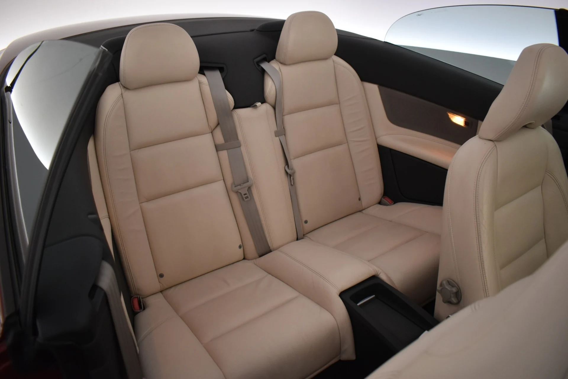 Car Image - 6p0Z0cM2flkwDNpM8rfqs3