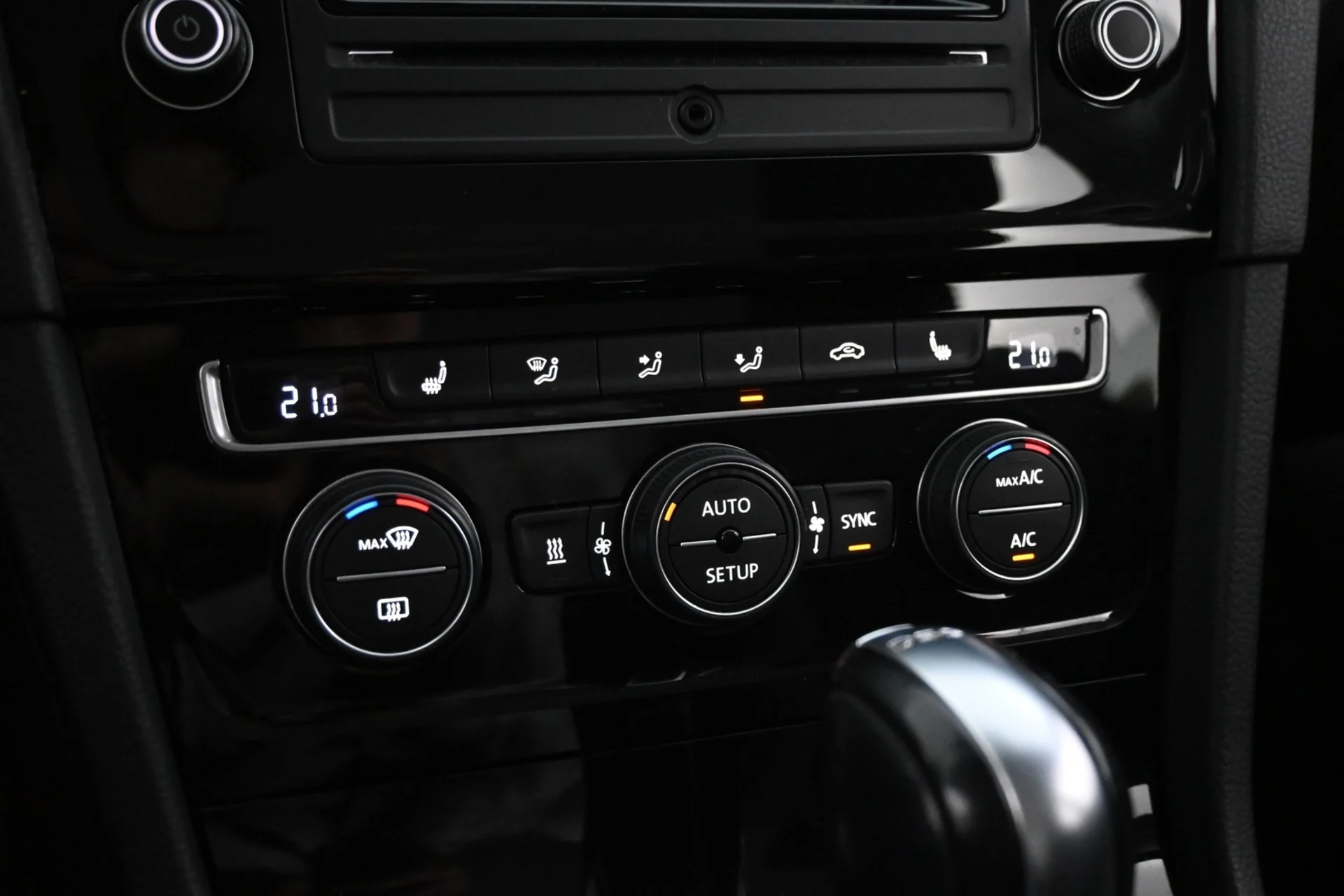 Car Image - mpkbPlzYbKhKMj4SsMi2x