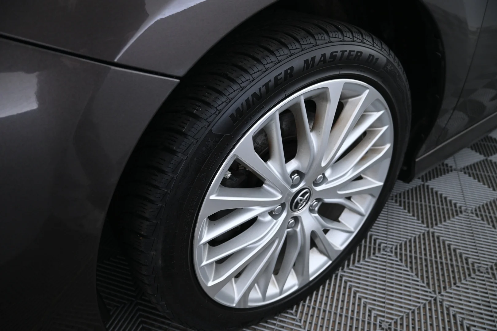 Car Image - 7eP7XCy0SRzJ5JN6f0XA6T