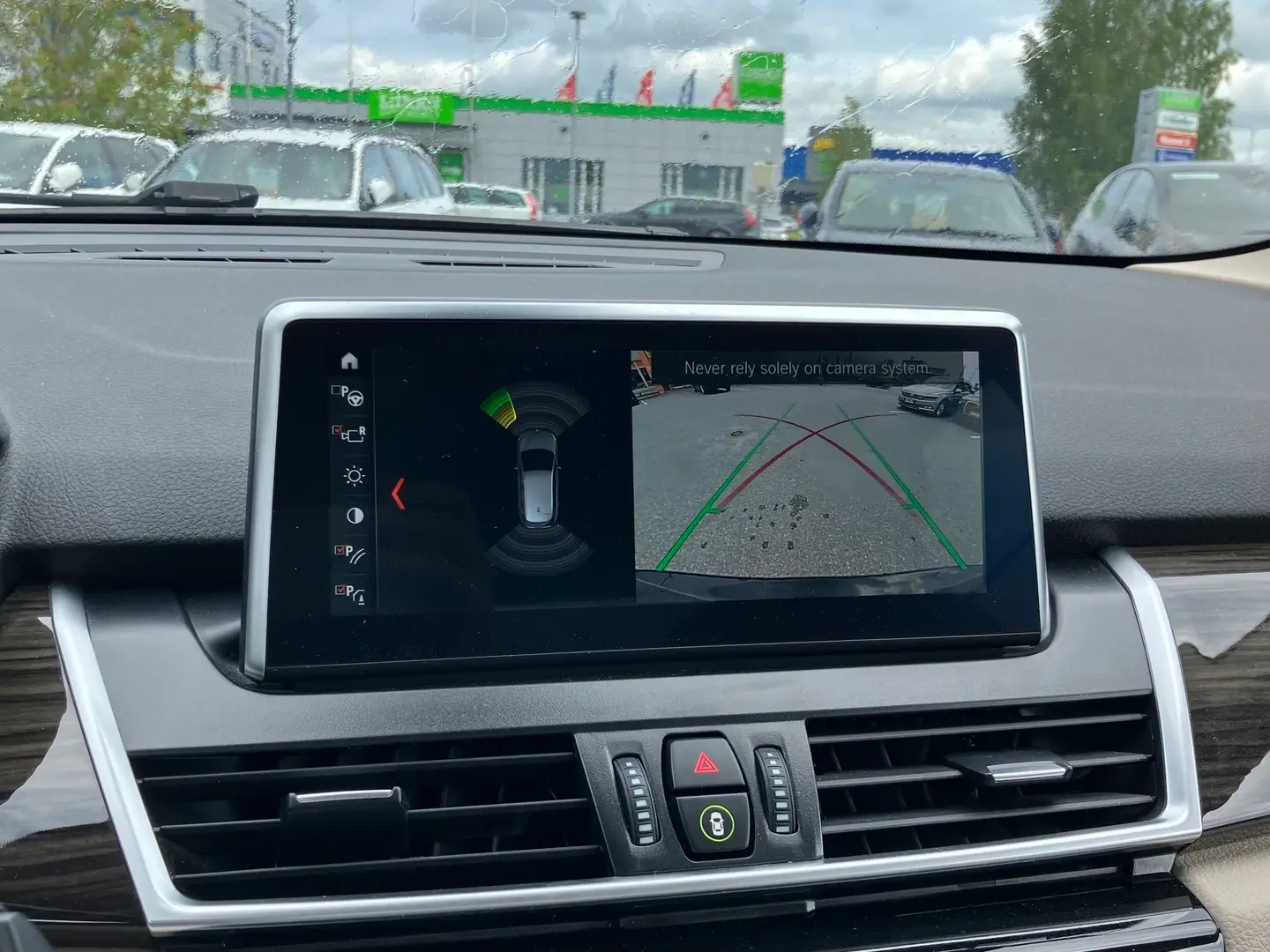 Car Image - 1jF1SrMTVBGobDWEWvVhKE