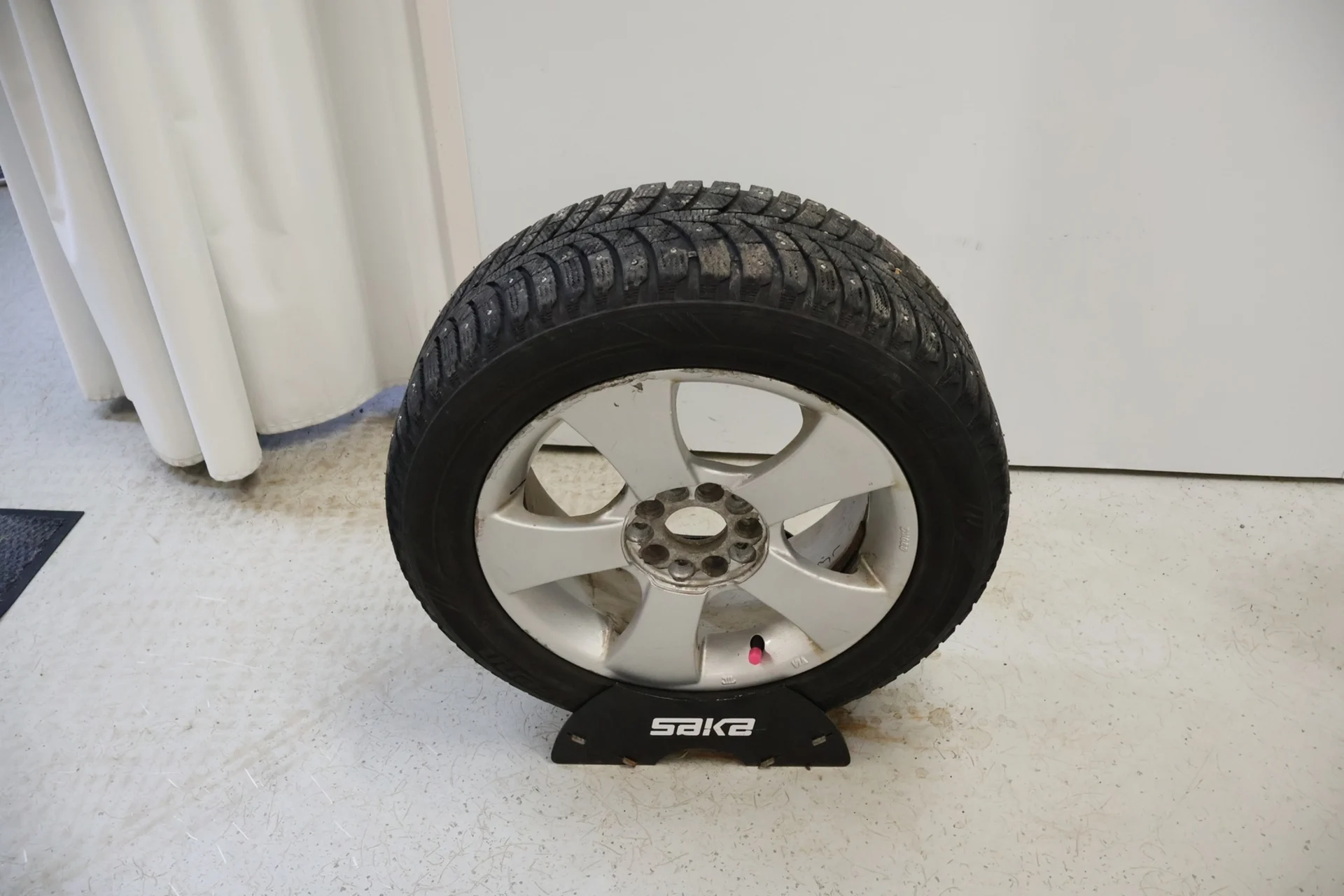 Car Image - 6CntSpPgFkBM7BvKD5Gprb