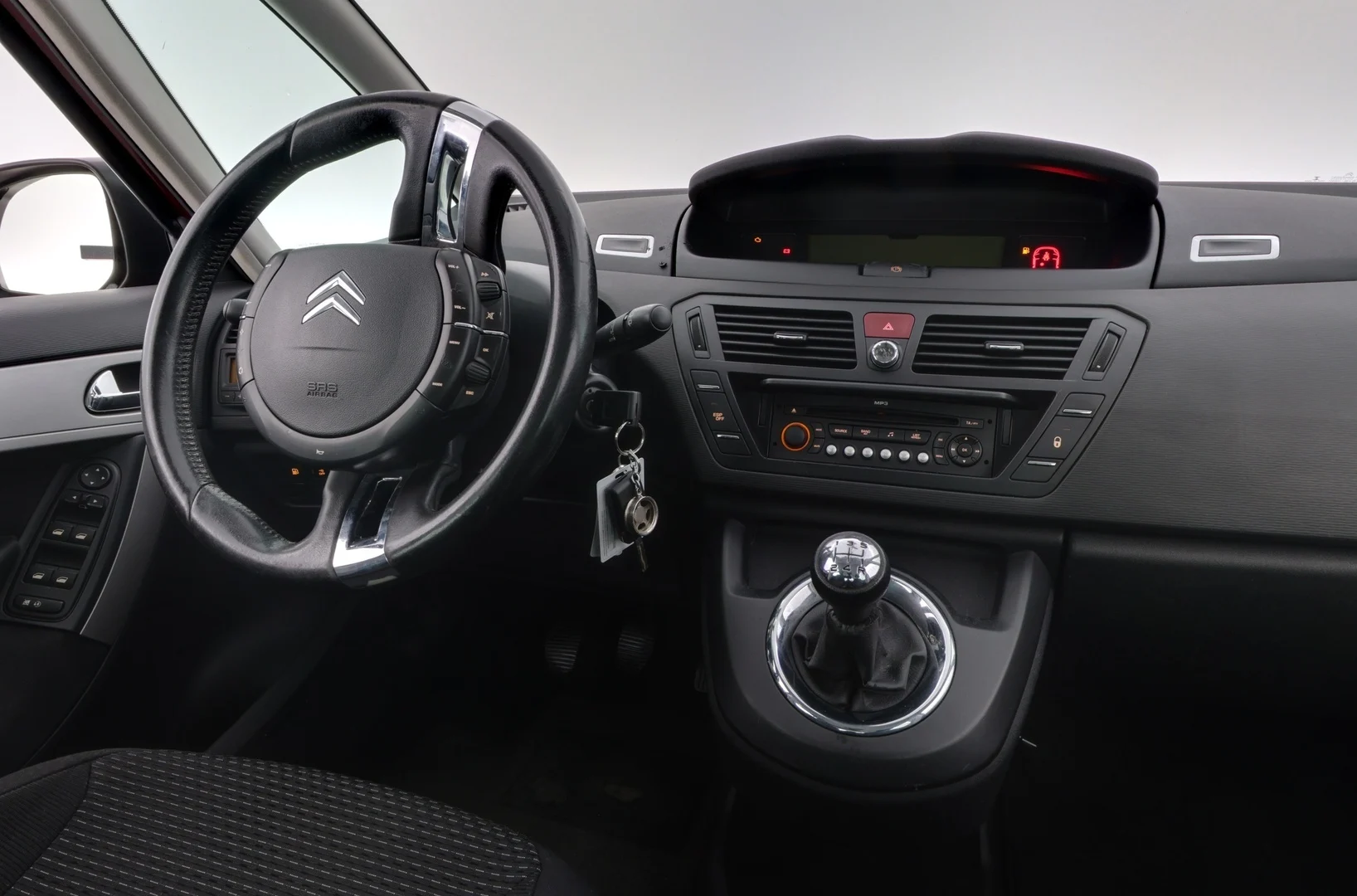 Car Image - 4BSynCsQpQM8A2OSWrBPbo