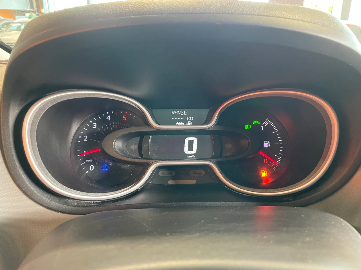 Car Image - 597bwiDeM2jqllj48VnCcy