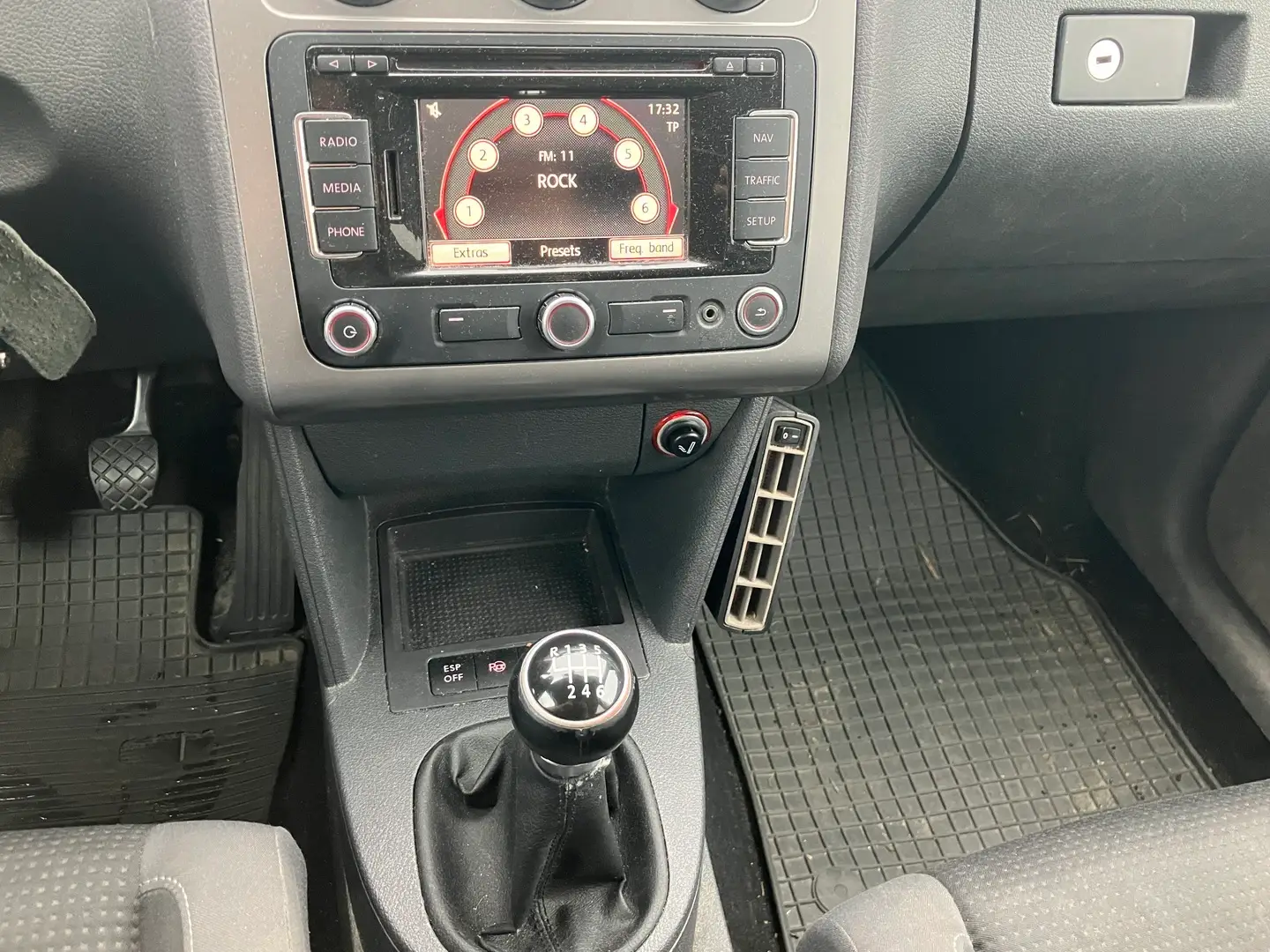 Car Image - 3COLrfbbrpsWVJl6gAZesK