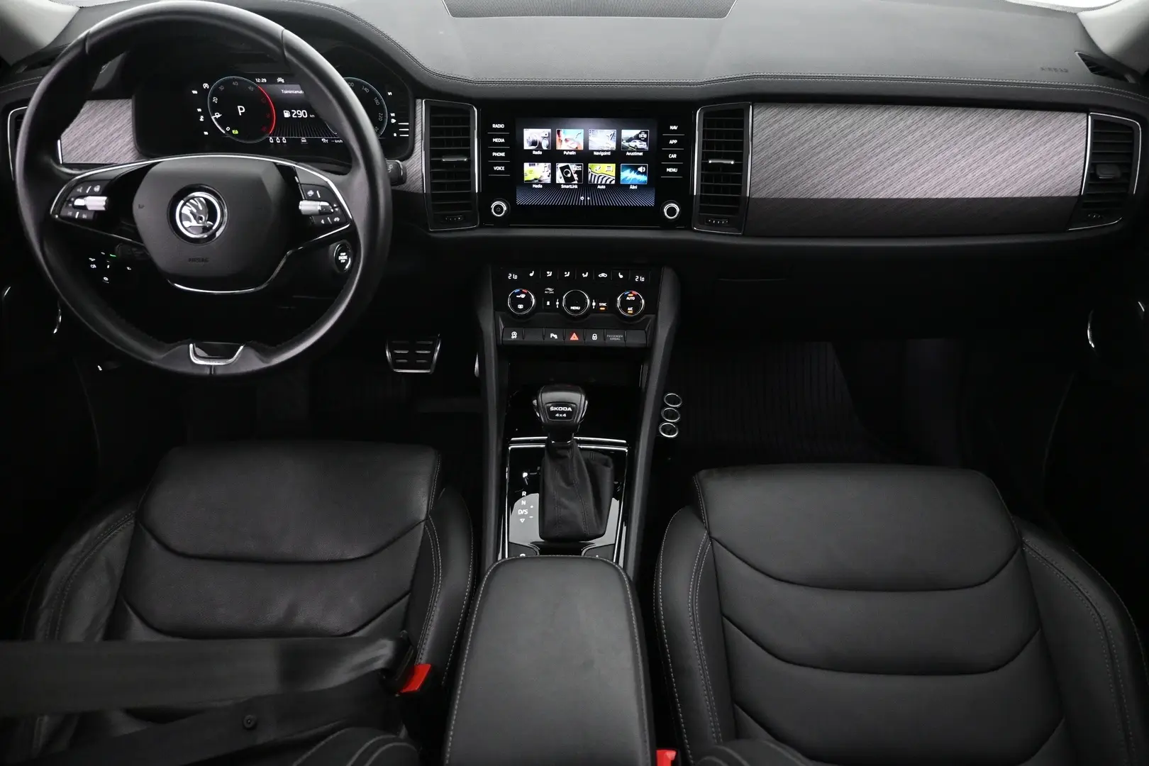 Car Image - 4LuozmvvtmWl5uv7Nd94Iz
