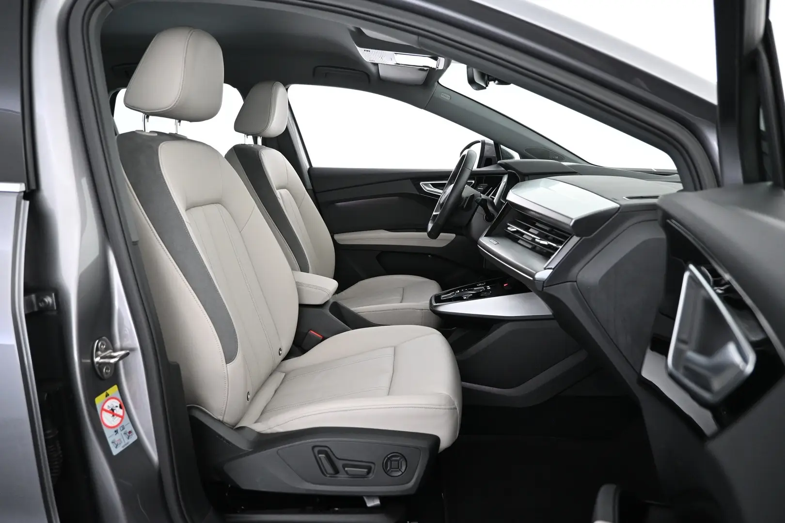 Car Image - 7mKBLblxixj4YSYkFSJbcx