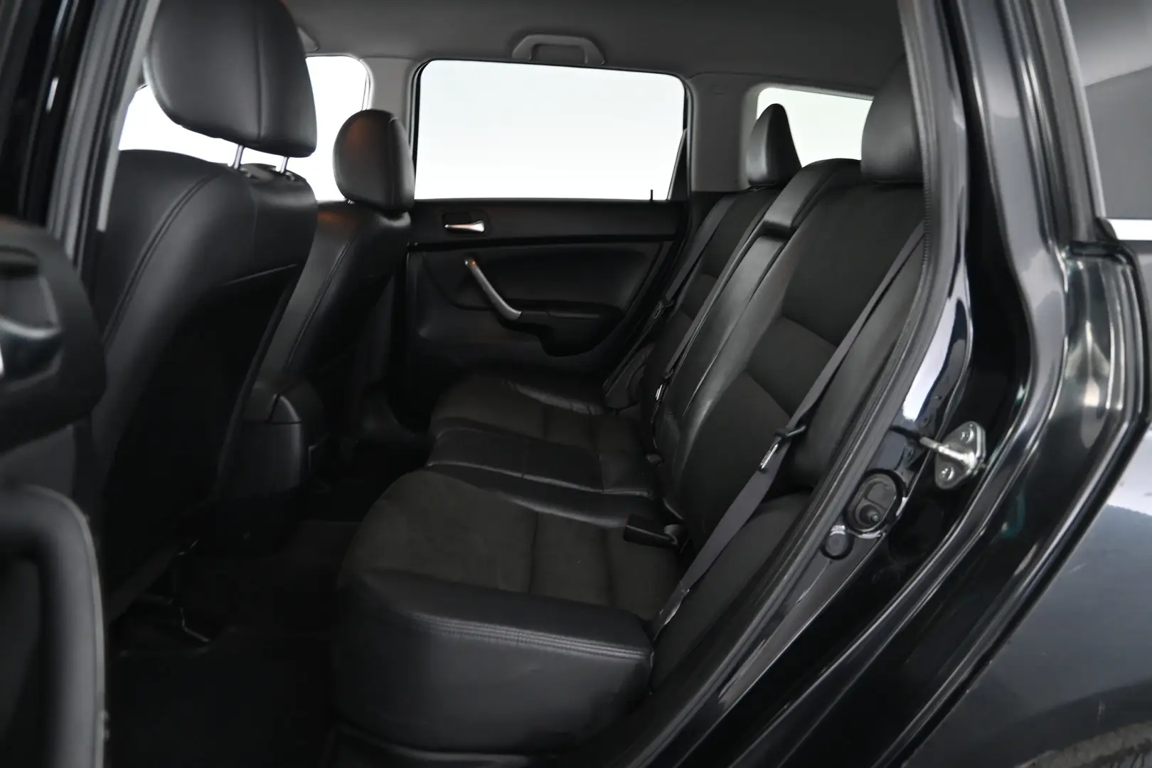 Car Image - 2UJ47NqwoJAkNSQgKqSWN8