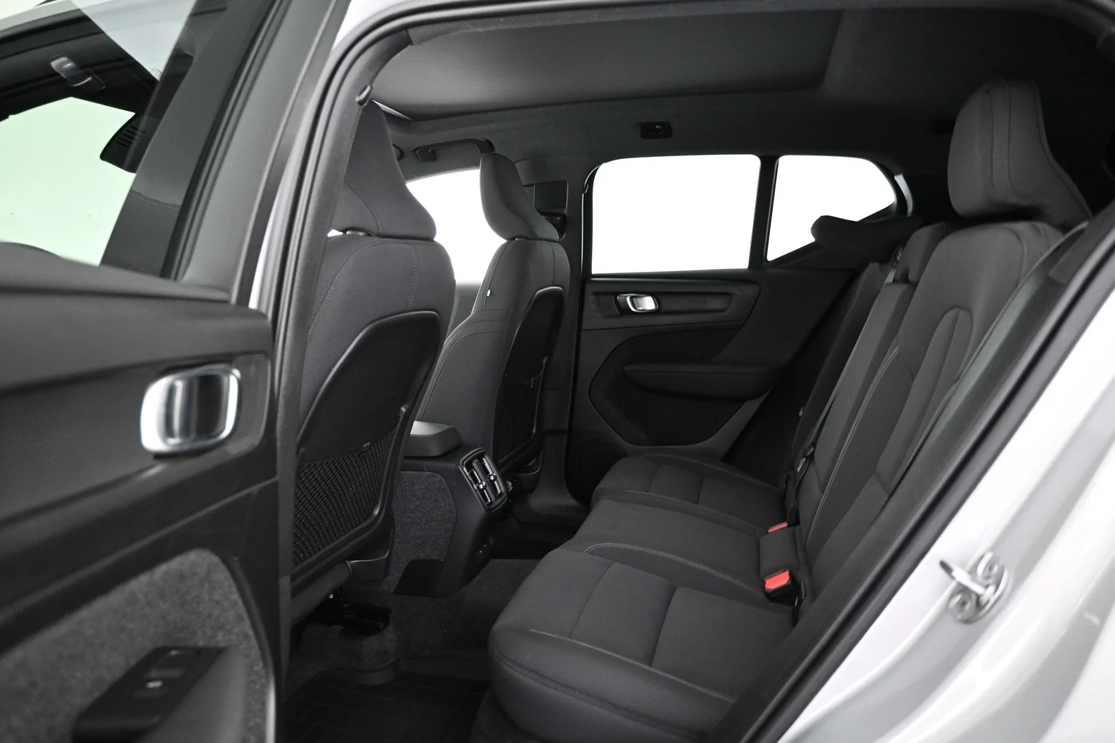 Car Image - 7IiX3PCdDC5wpUT5hbpzyK