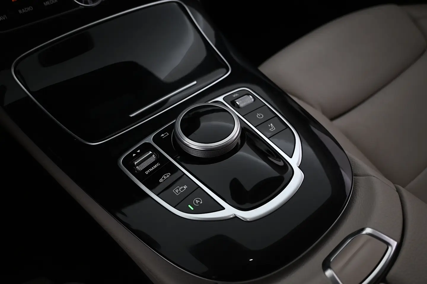 Car Image - TyTXZ7QPZHVqi9To8TksX