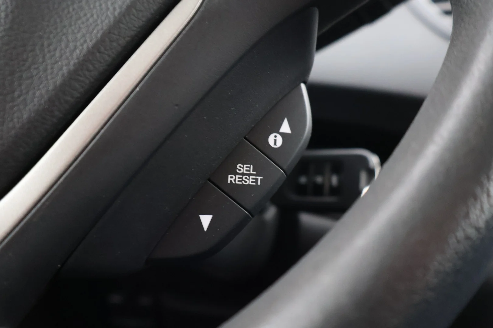 Car Image - nMoSDlS1Oppl8AF4fErnb