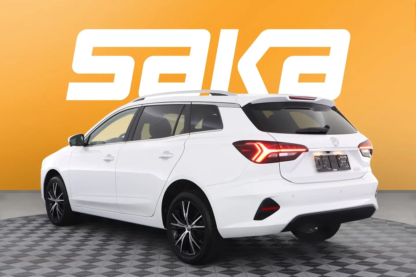 Car Image - 1fAHa7VBFaoojGRQjhBs7E