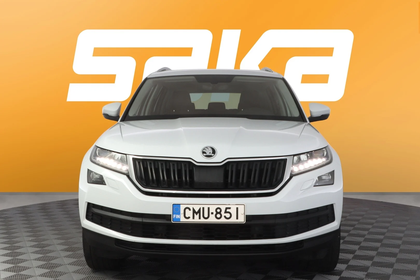 Car Image - 6RBc7ZNRr47uSJA3DQgT5X