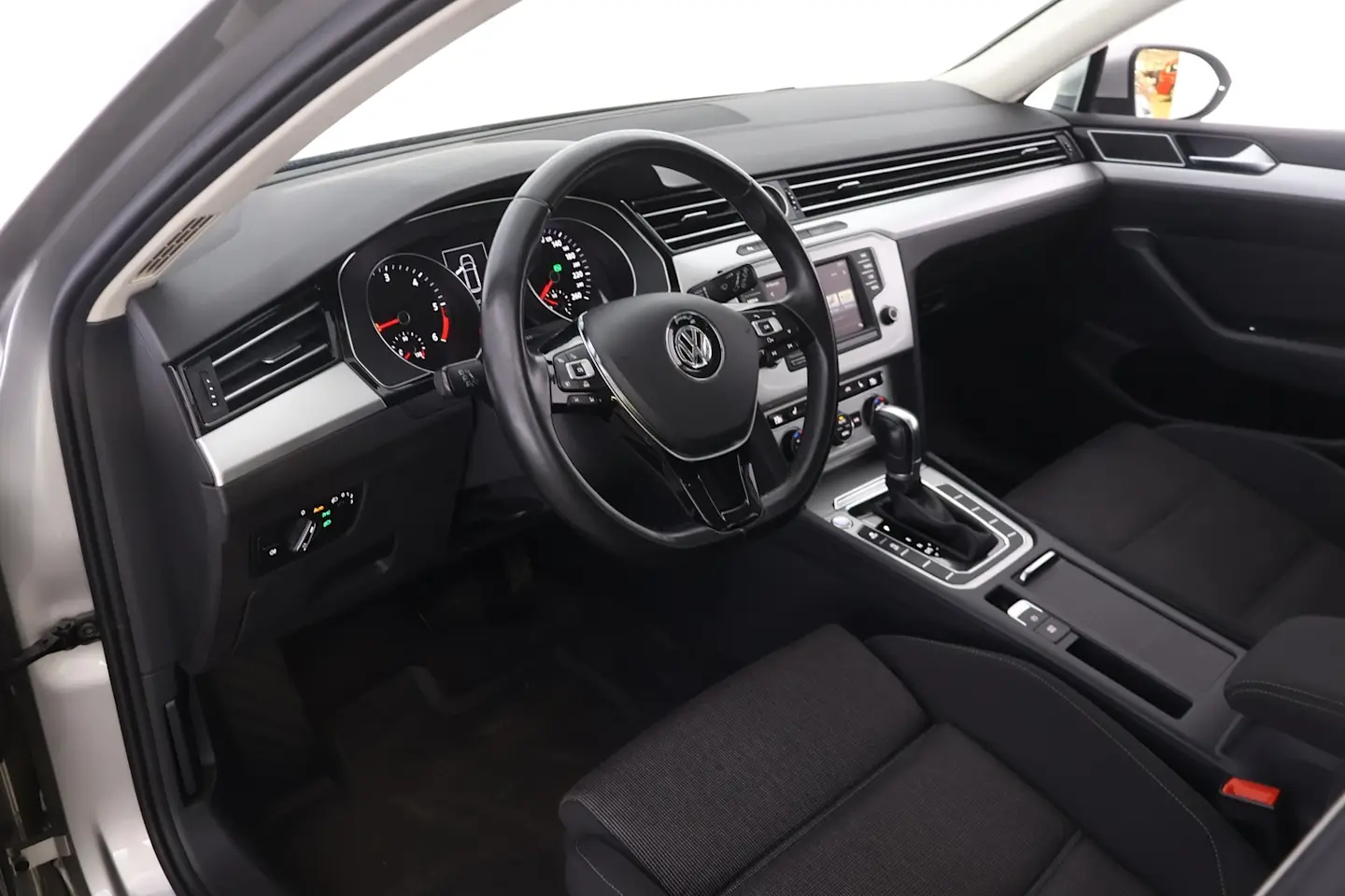 Car Image - HRfpruHB4CHD1Jb62CLQG