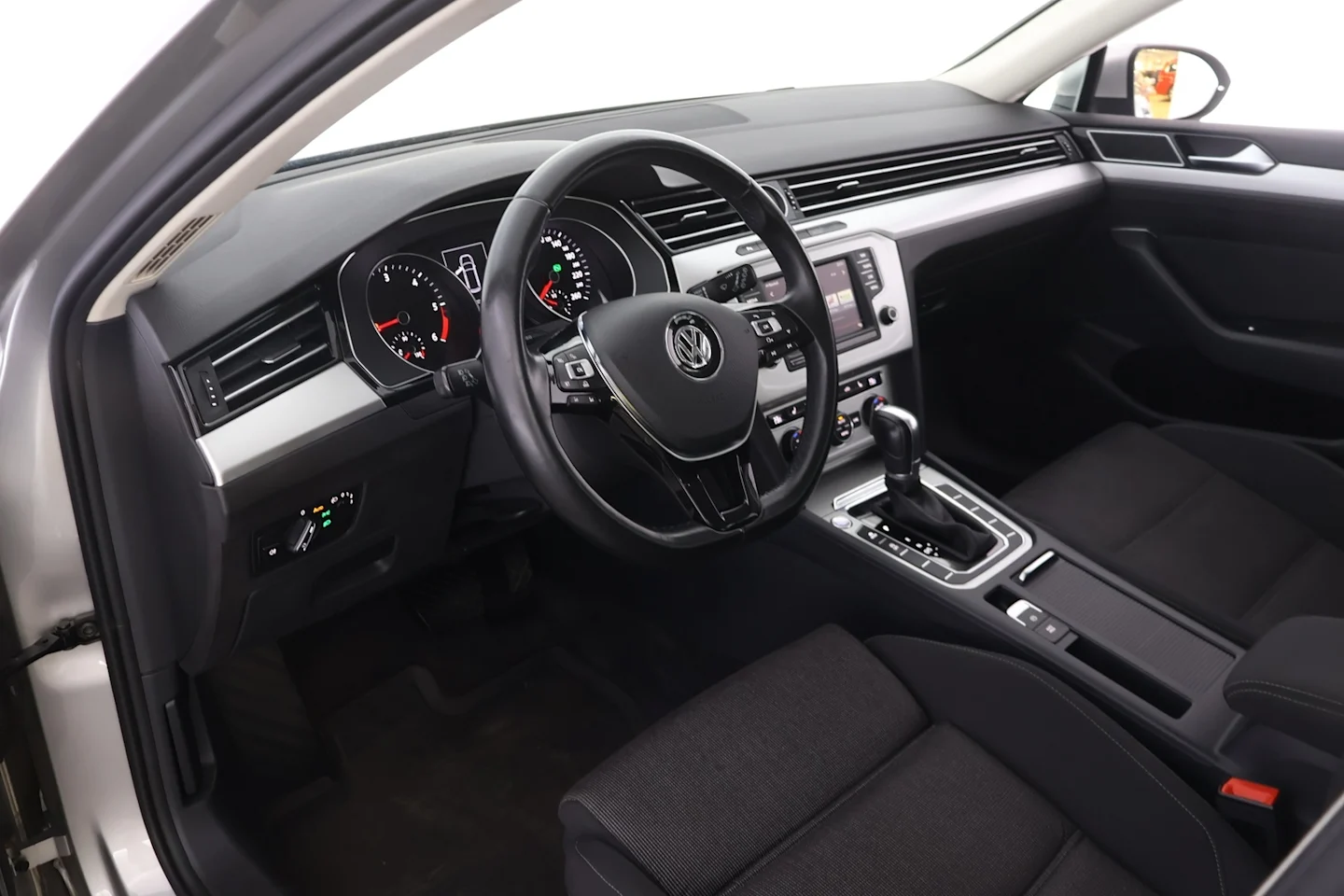 Car Image - HRfpruHB4CHD1Jb62CLQG