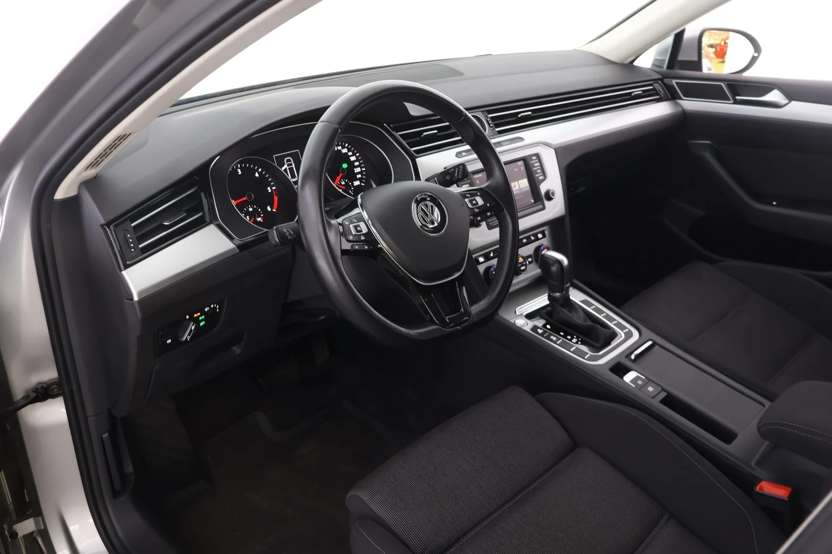 Car Image - HRfpruHB4CHD1Jb62CLQG