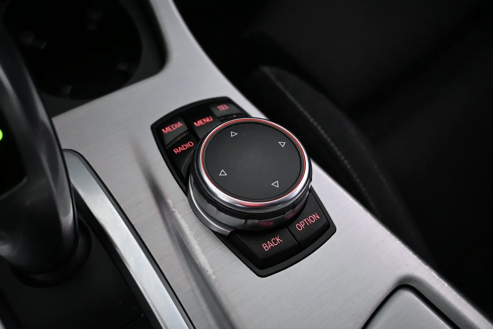 Car Image - 45cckX4zjpPbY6ChY2hg3i