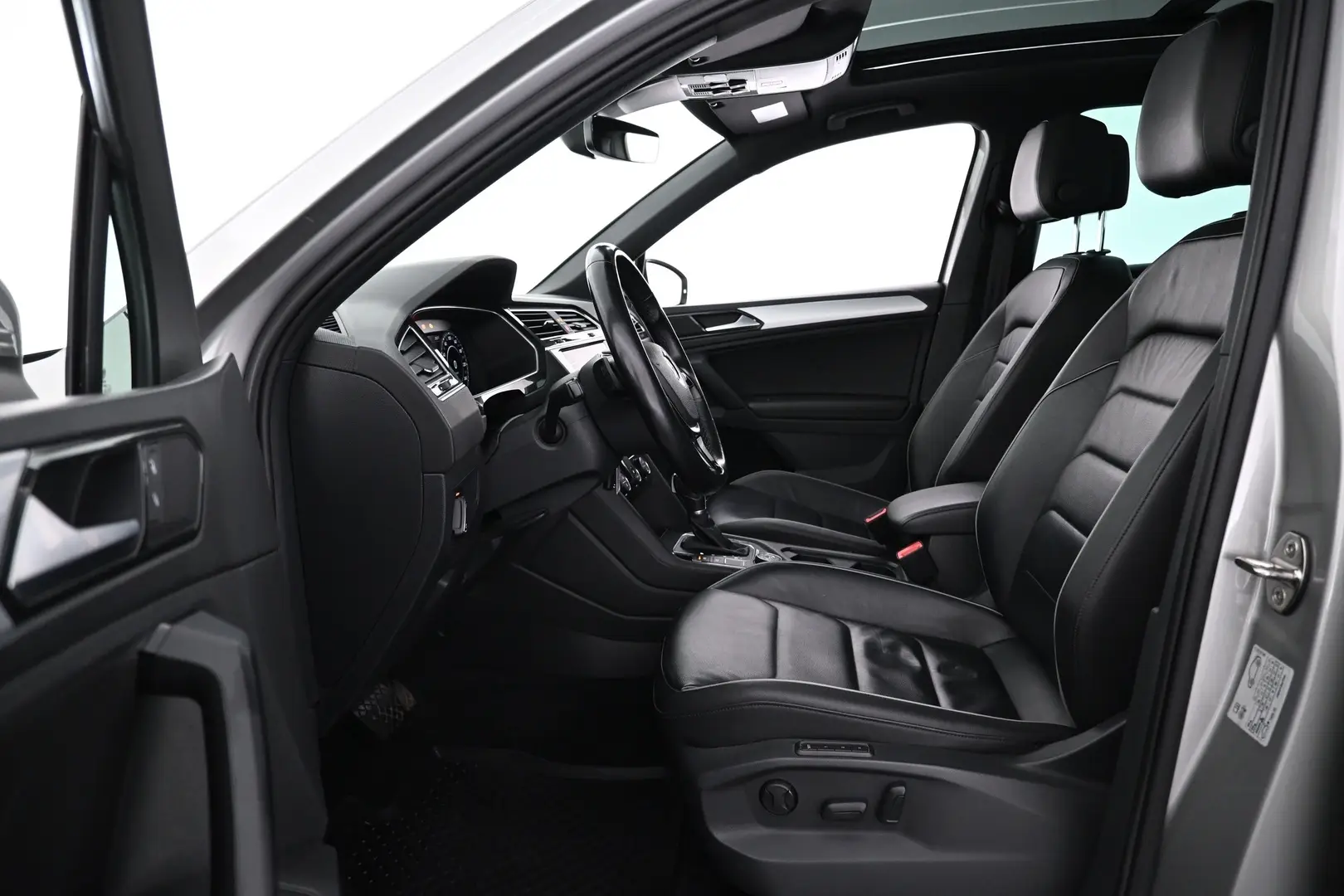Car Image - 7sNFfPPvEw5ehHgVNhtqXg