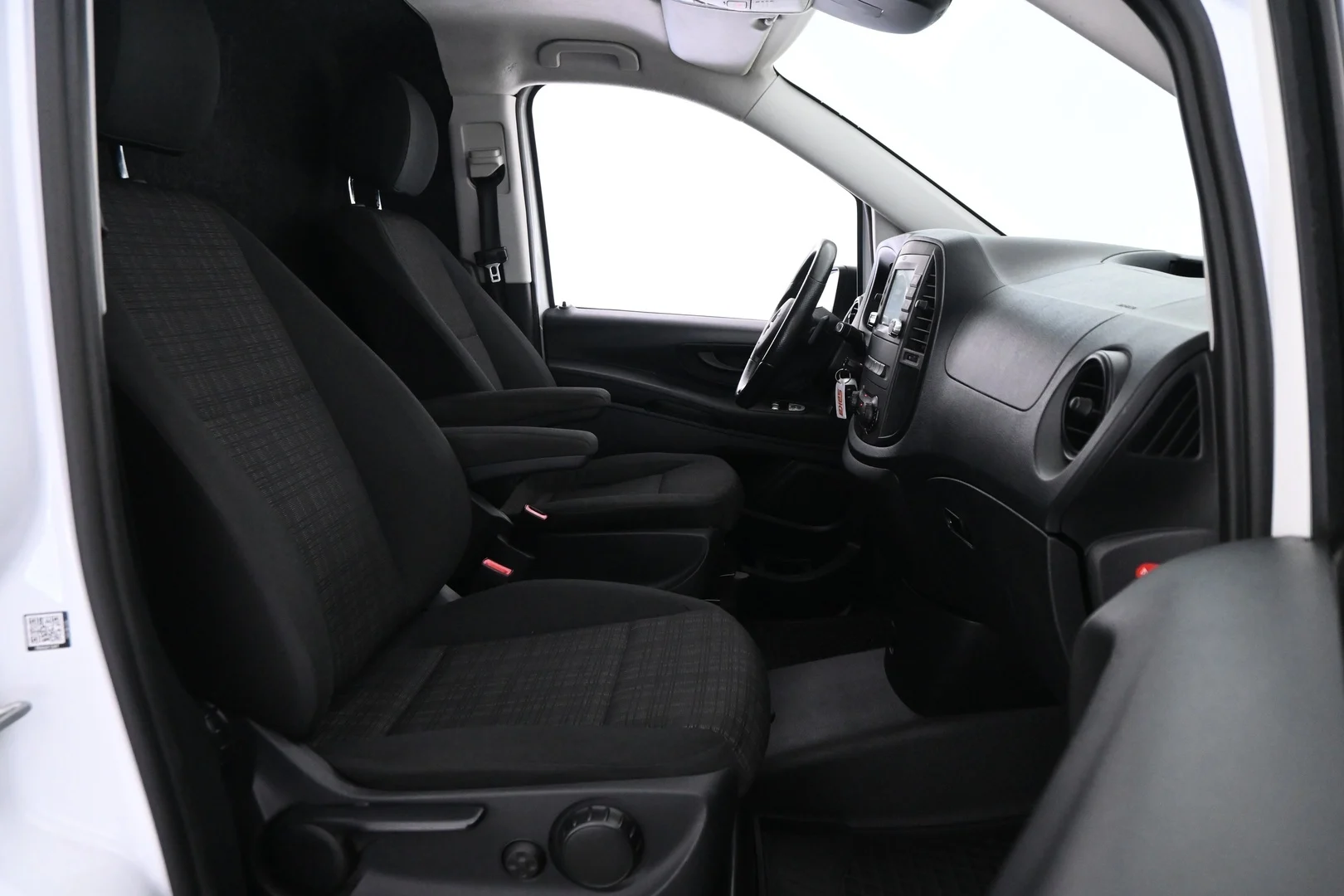 Car Image - 56caE7TGntYuHSqdmNaMDS