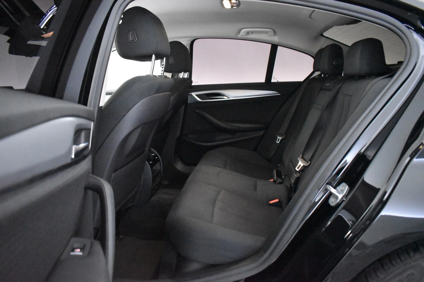 Car Image - 6sycJkNvqSIYGwMBgSZtEU