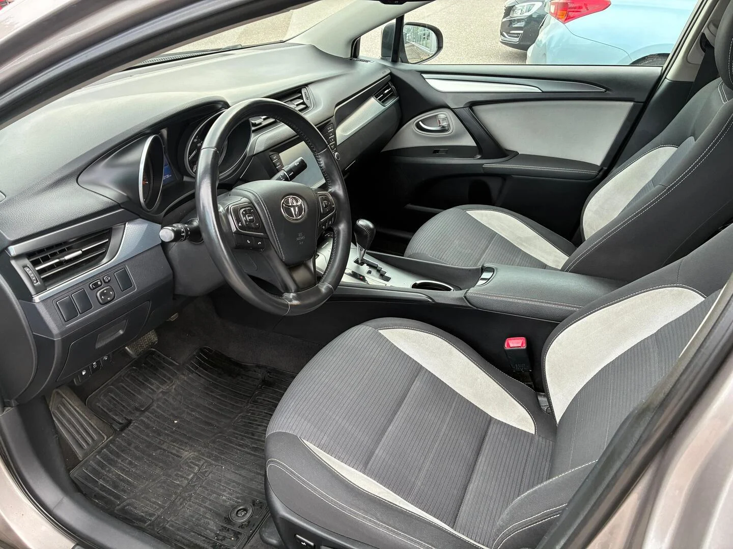 Car Image - 4OUP2GqNT6W1qEzxcVTp5G