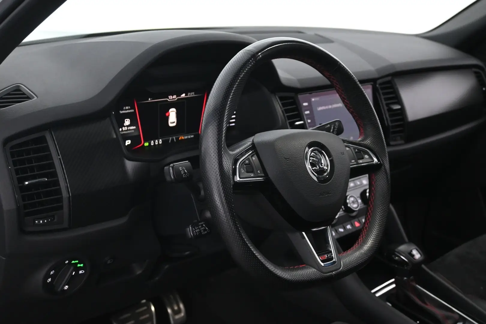Car Image - 1lgOXsAKYKM1xOmFq3Tg5b