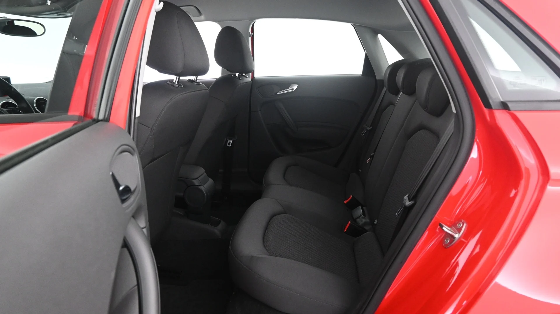 Car Image - 3qUsZYjxriWpTysiZnFt75