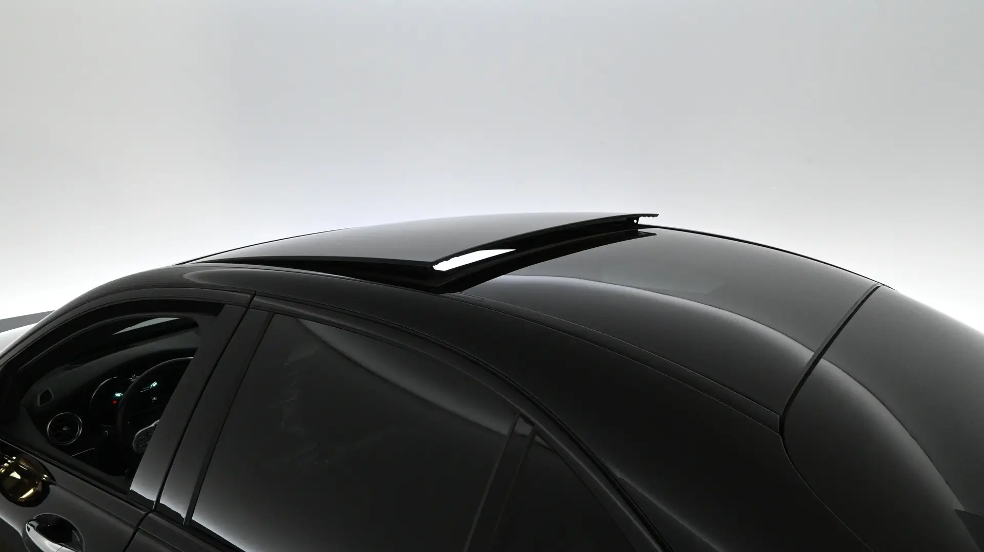 Car Image - 2g3jLw1bEmpqw024JCjp1U