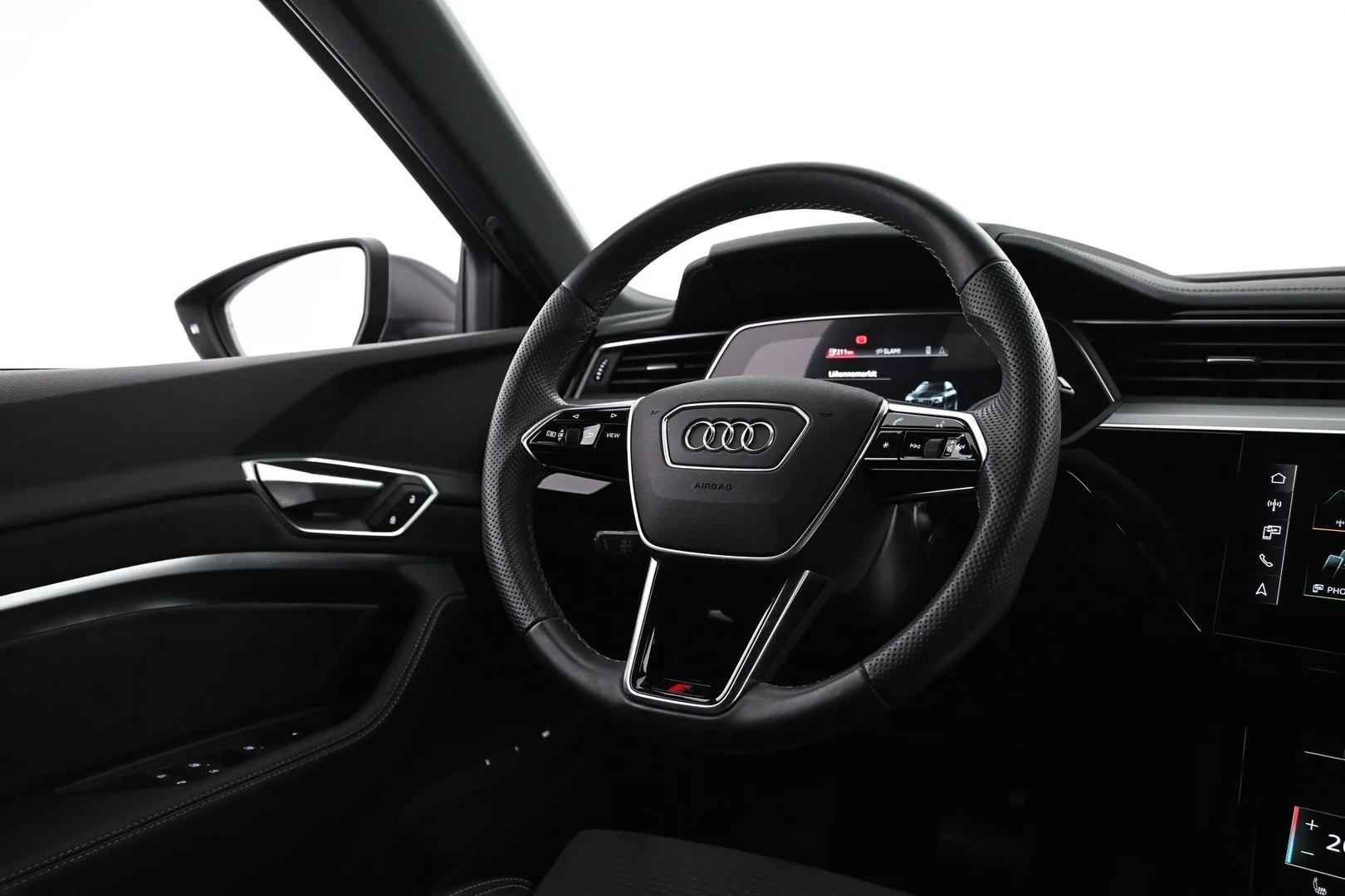 Car Image - G7NRYgIgJqqBdutQO3psc